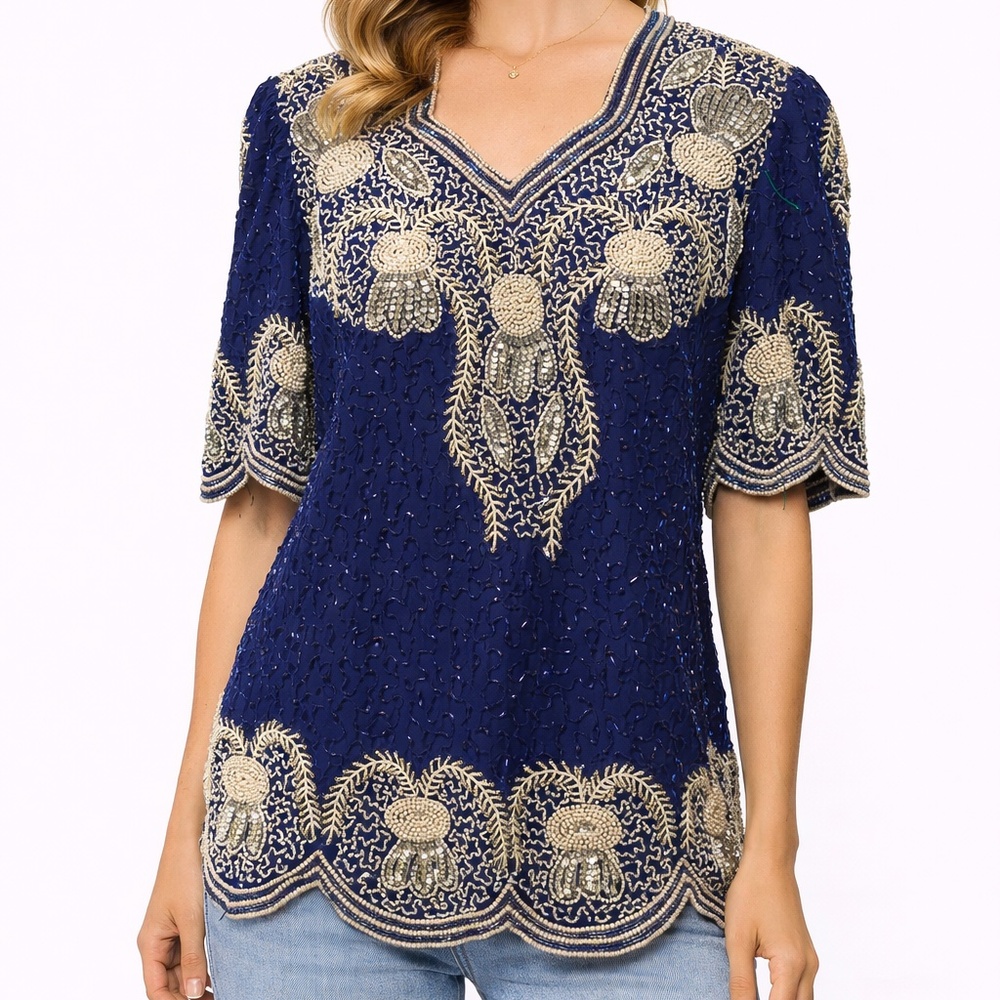 Vintage Cobalt Blue top with white beading and scallops edges M